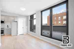 featured image of 2819 Clarendon Rd