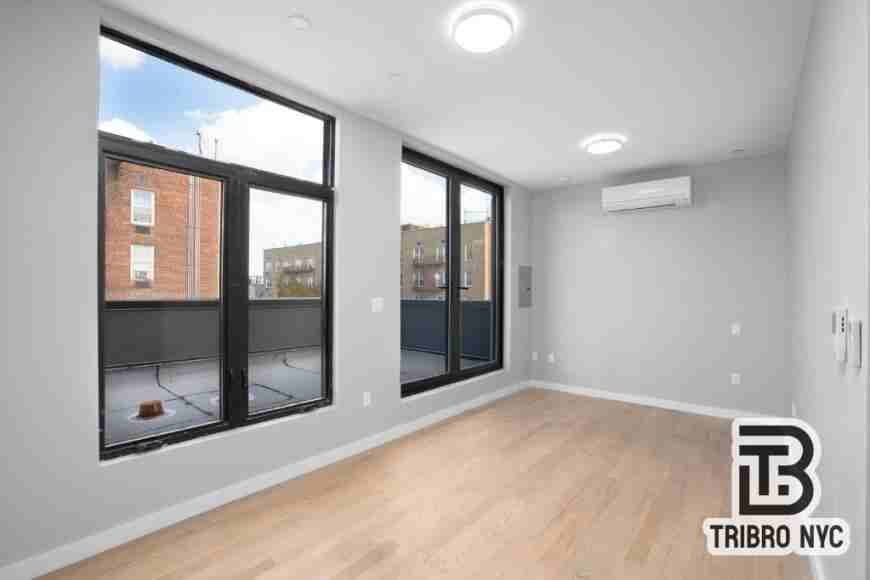 2819 Clarendon Rd - Photo 4 of 9