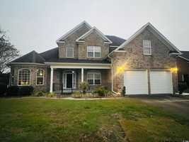 featured image of 584 Summerhill Dr