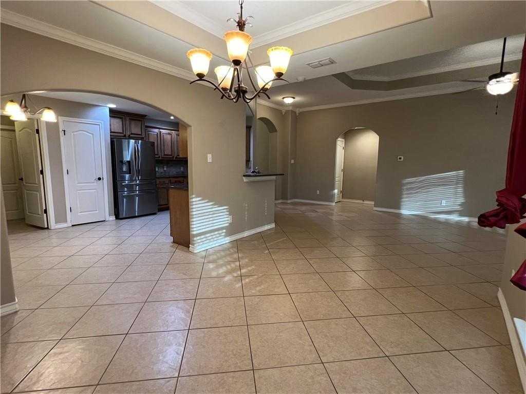 7525 Brush Creek Drive - Photo 3 of 15