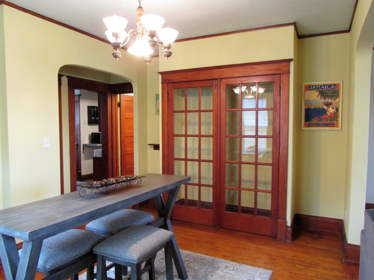 1611 1/2 Hammond Ave - Photo 6 of 23