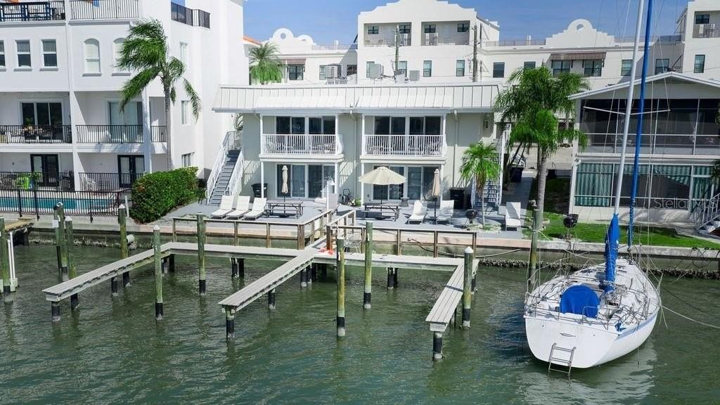 185 Brightwater Dr - Photo 3 of 50