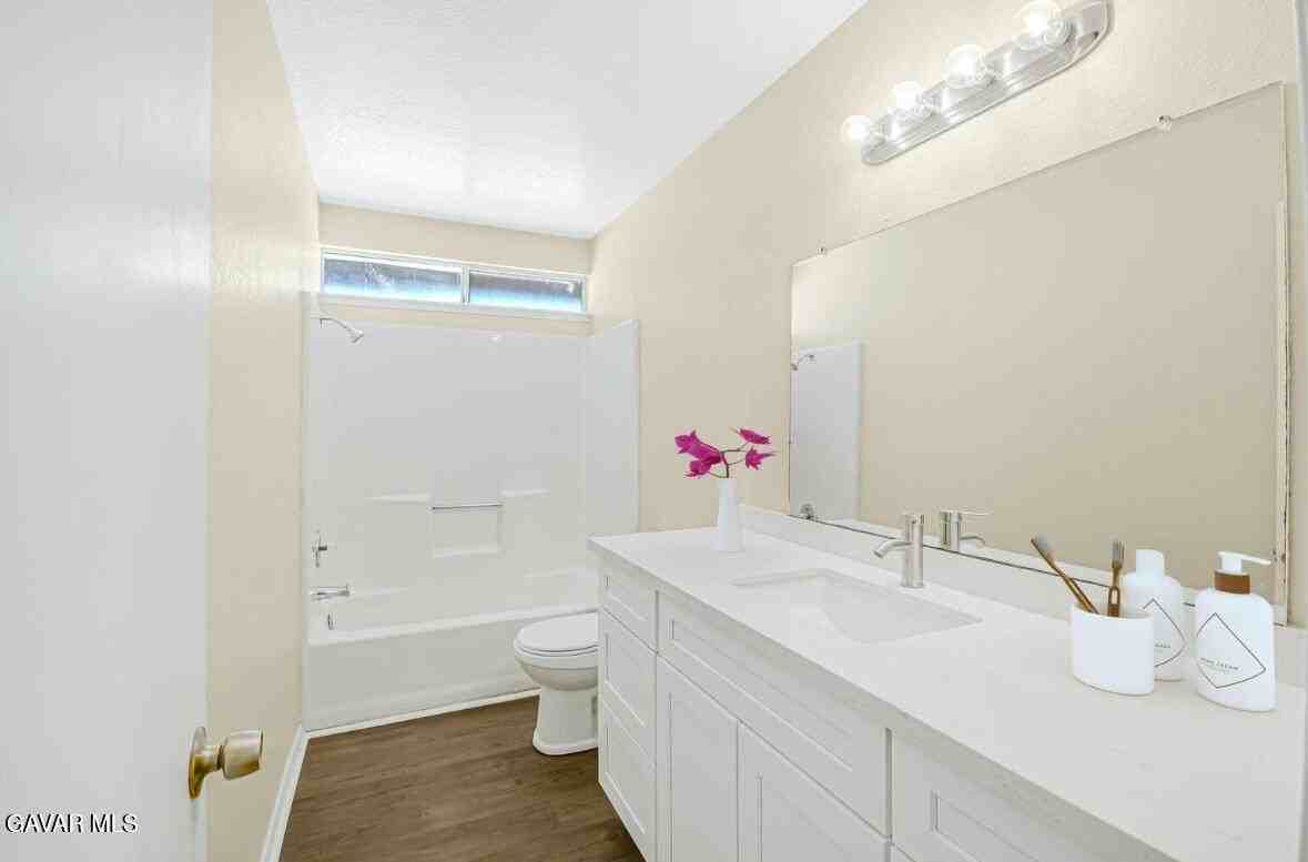 159th St E - Photo 6 of 8