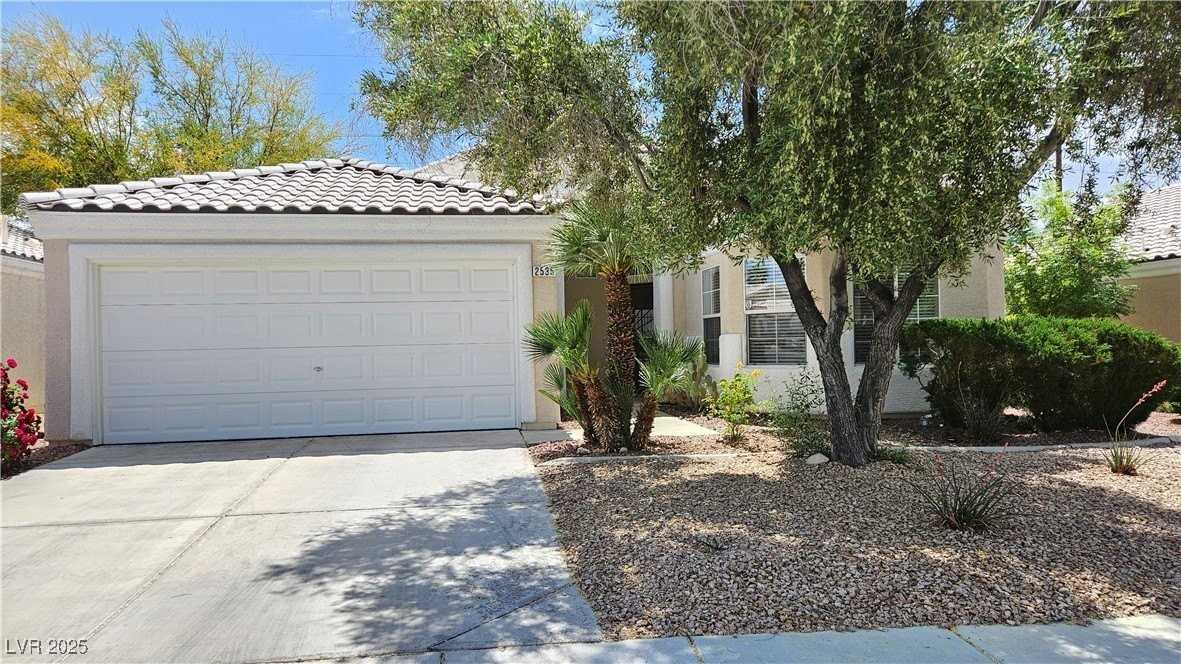 2535 New Salem Avenue - Photo 3 of 21