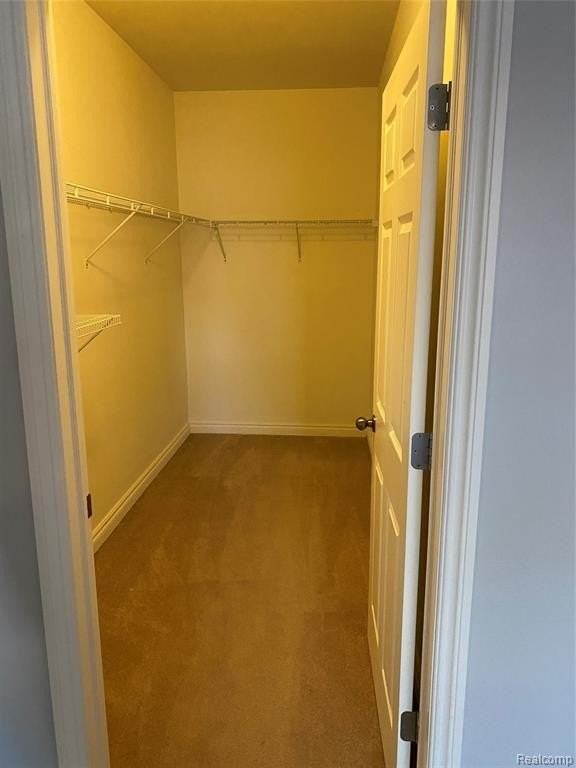 1046 Lorenzo Ct - Photo 7 of 36