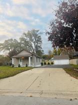 743 Hollister St - Photo 1 of 1