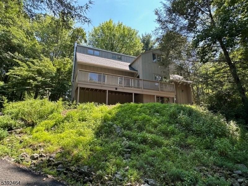 54 Water St - Photo 2 of 46