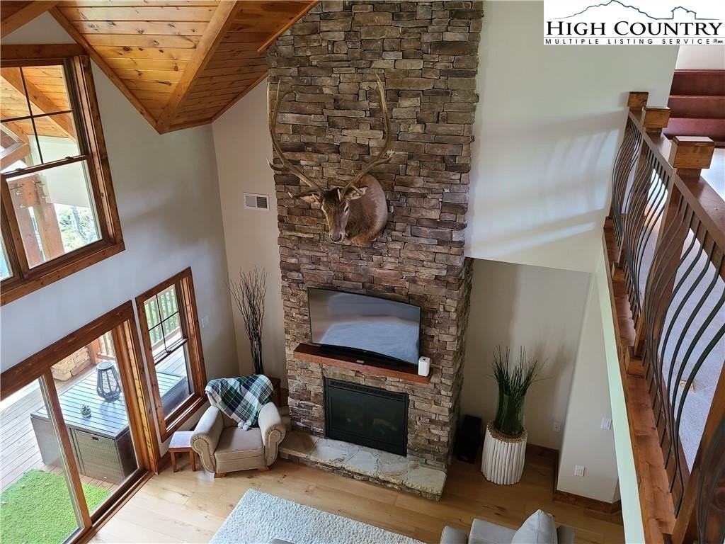 135A Wapiti Way #A - Photo 3 of 26