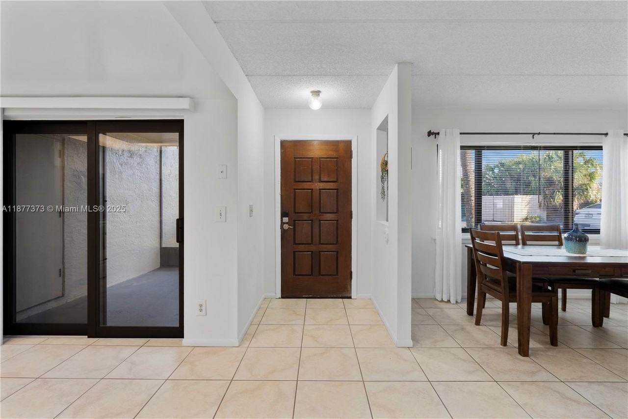 1145 North Shannon Avenue #39 - Photo 2 of 36