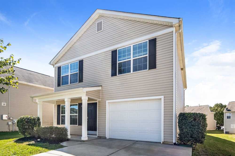 1212 Chaser Ridge Ct - Photo 4 of 17