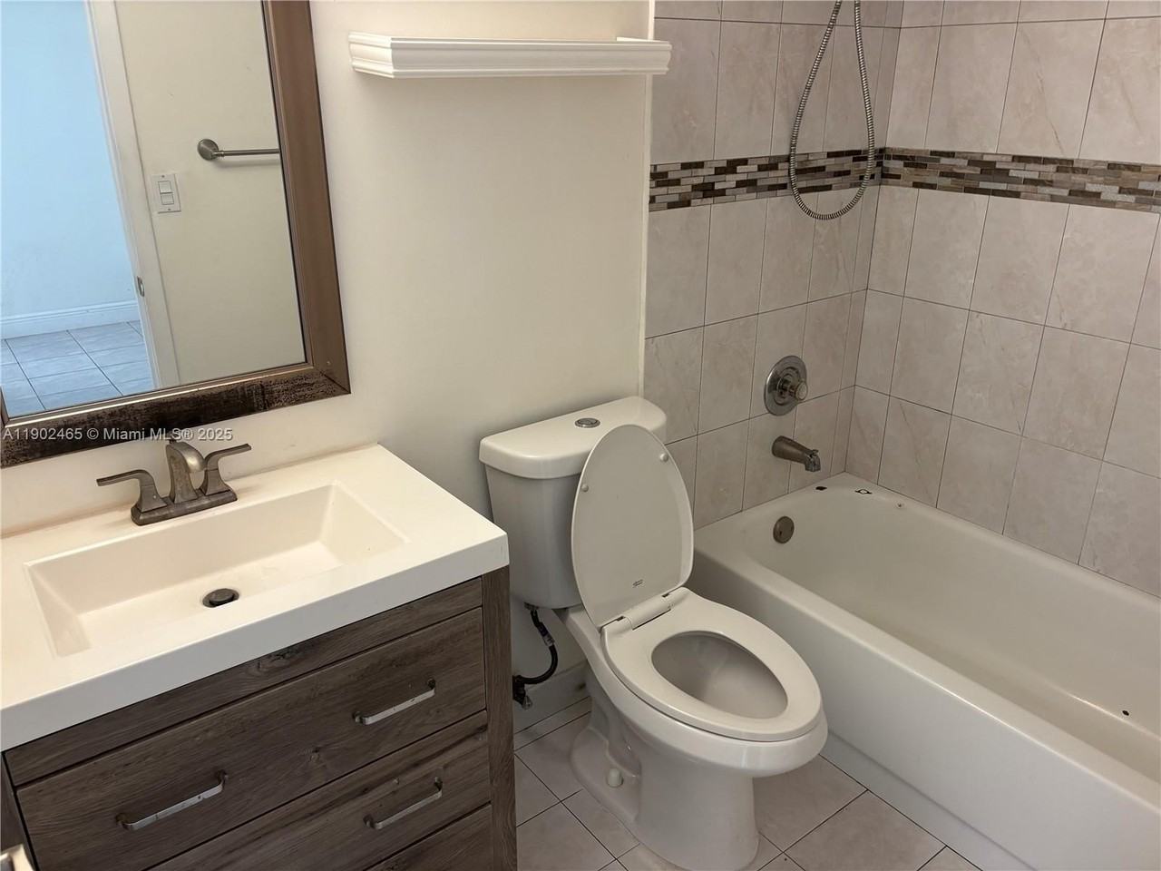 11264 Sw 91st Ter #0 - Photo 7 of 30