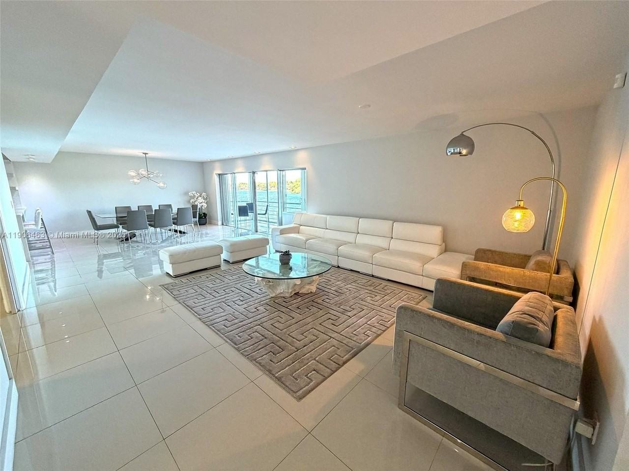 879 Ne 195th St #228 - Photo 3 of 40