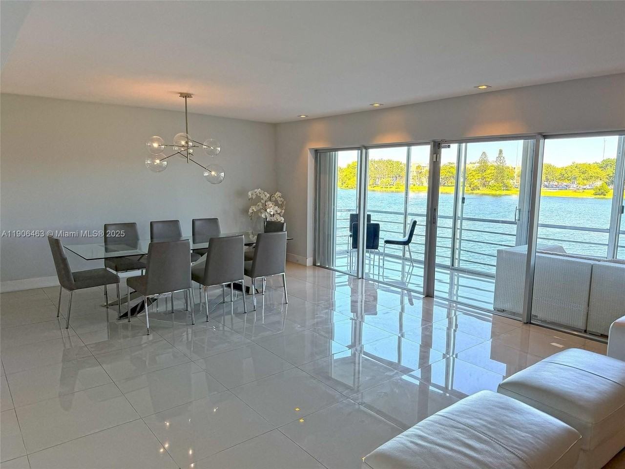 879 Ne 195th St #228 - Photo 4 of 40