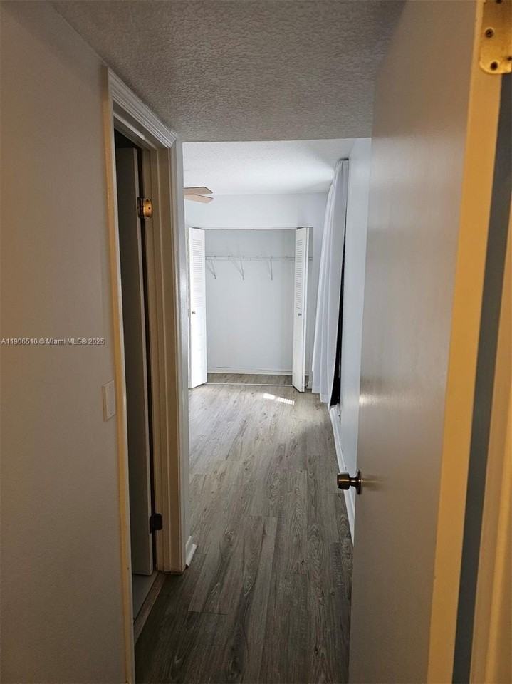 7572 Courtyard Run E #7572 - Photo 7 of 13