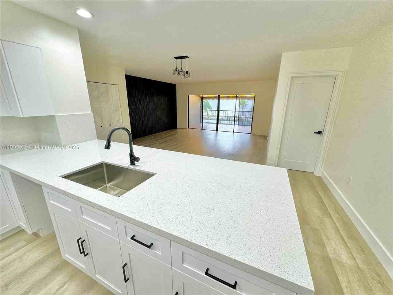 16401 Bridge End Rd #16401 - Photo 7 of 19