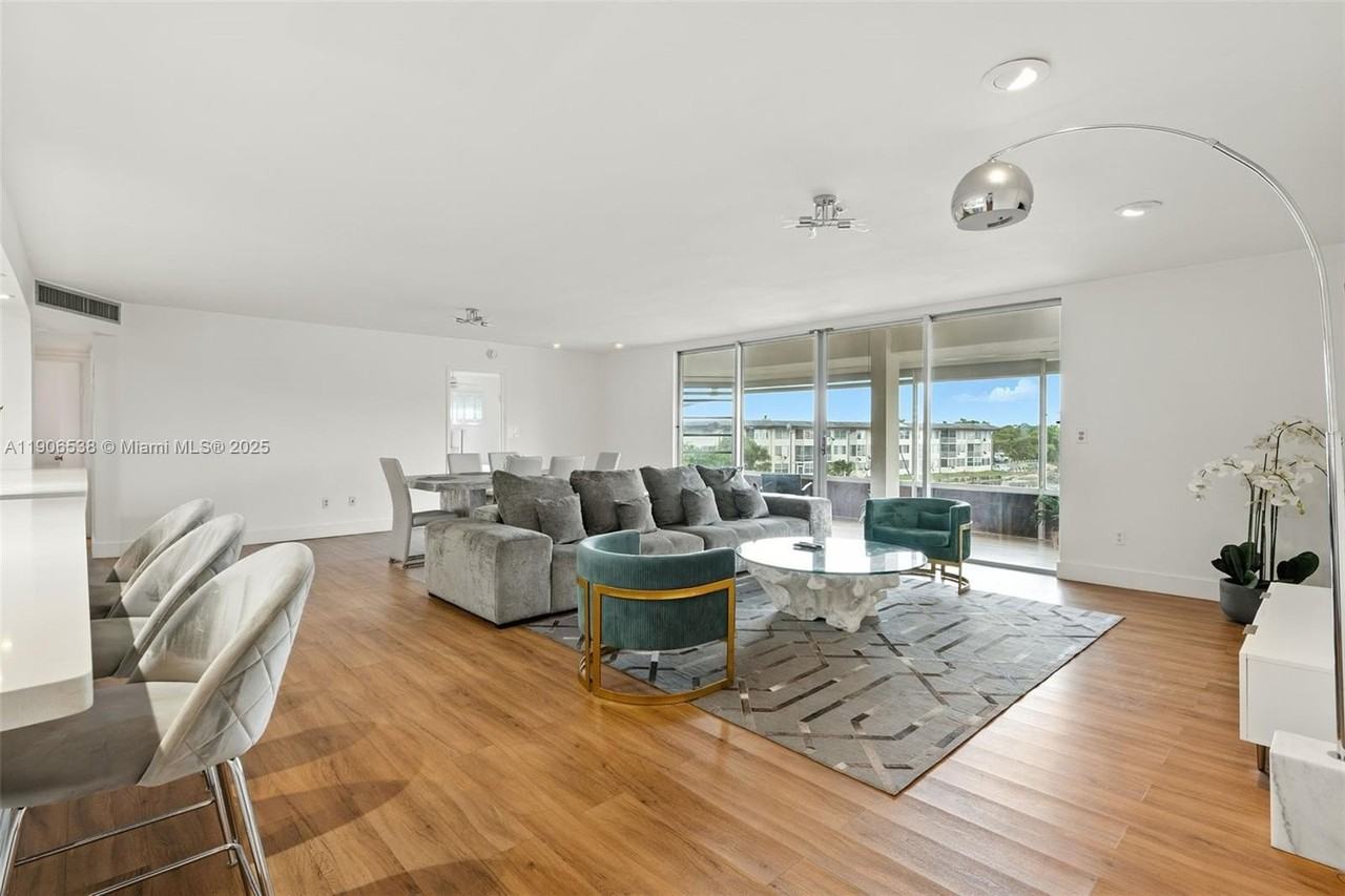 1350 Ne 191st St #B307 - Photo 2 of 30