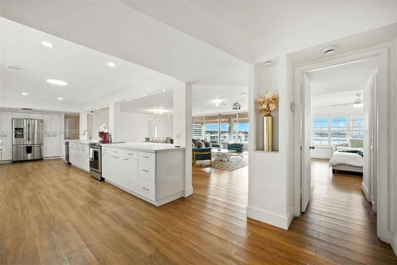 1350 Ne 191st St #B307 - Photo 7 of 30