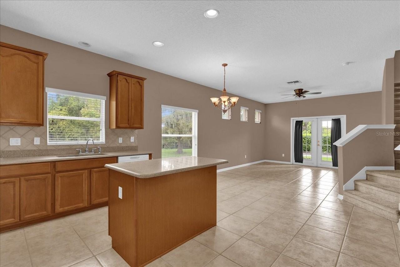 14217 Bridgewater Crossings Blvd - Photo 7 of 34