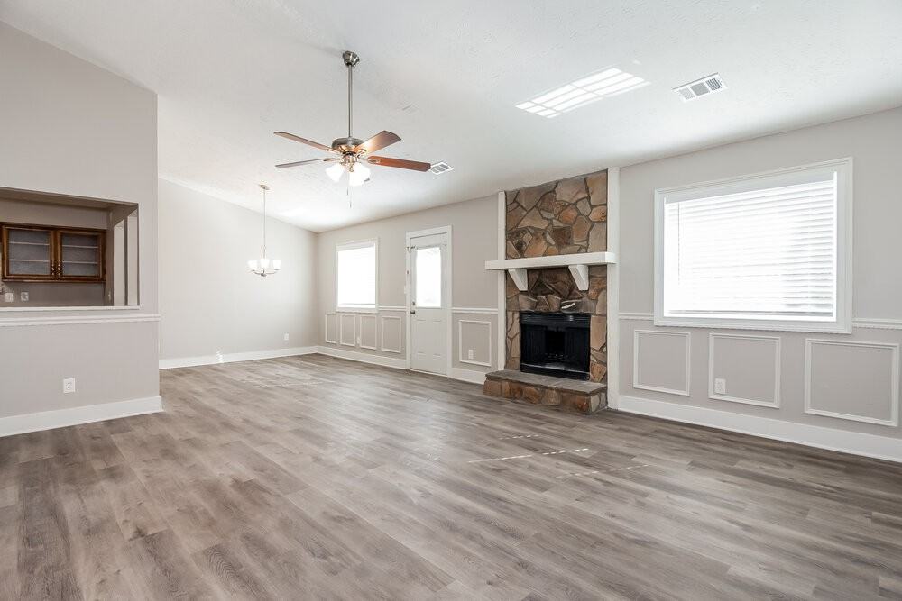 9453 Forest Knoll Dr - Photo 3 of 16