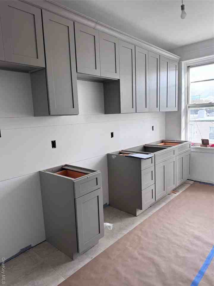 7015 66th St - Photo 3 of 7