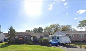 32 Lloyd Ave - Photo 1 of 1