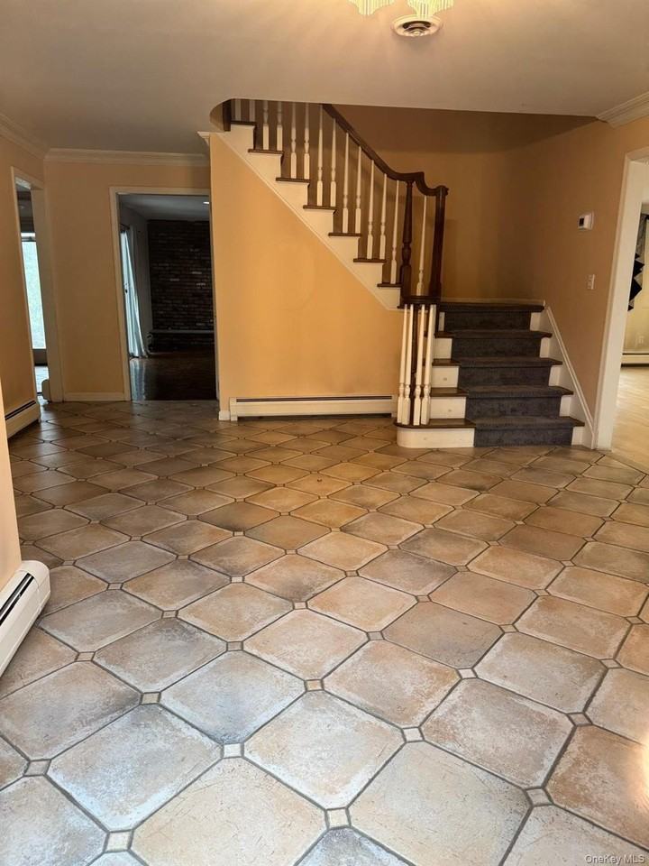 24 Beaumont Dr - Photo 3 of 18