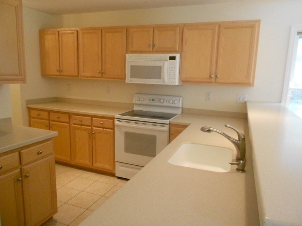 141 Lordvale Boulevard #141 - Photo 6 of 23