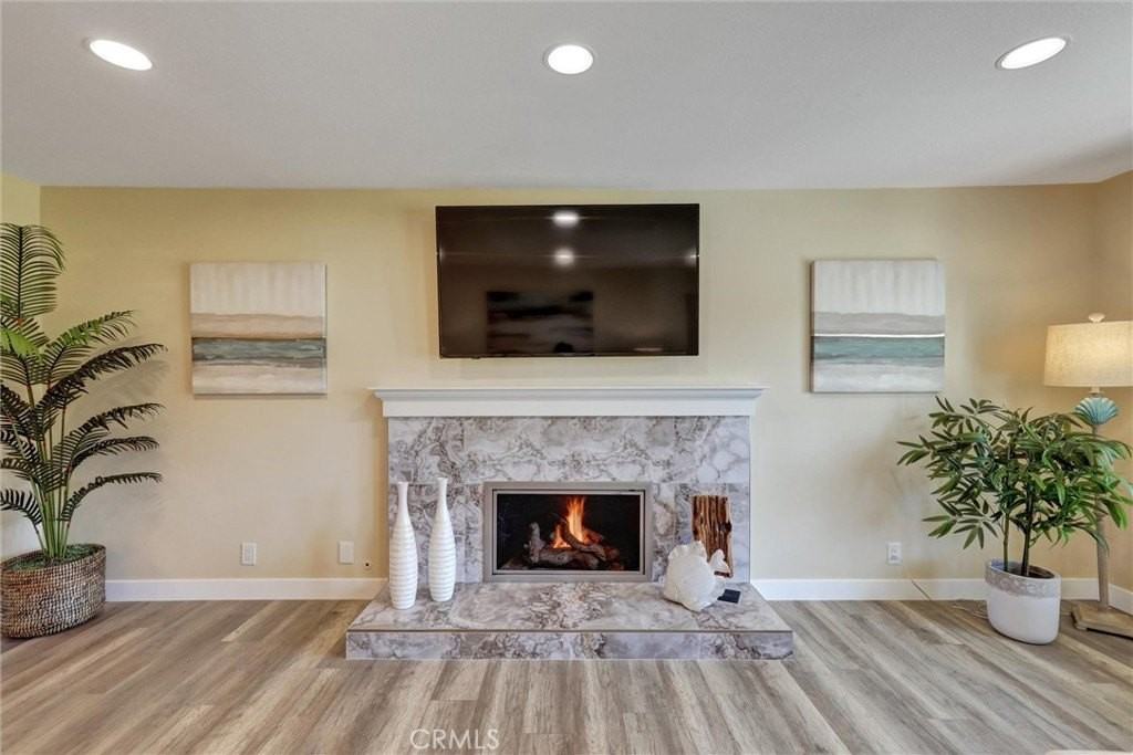 1591 Pegasus St - Photo 5 of 50