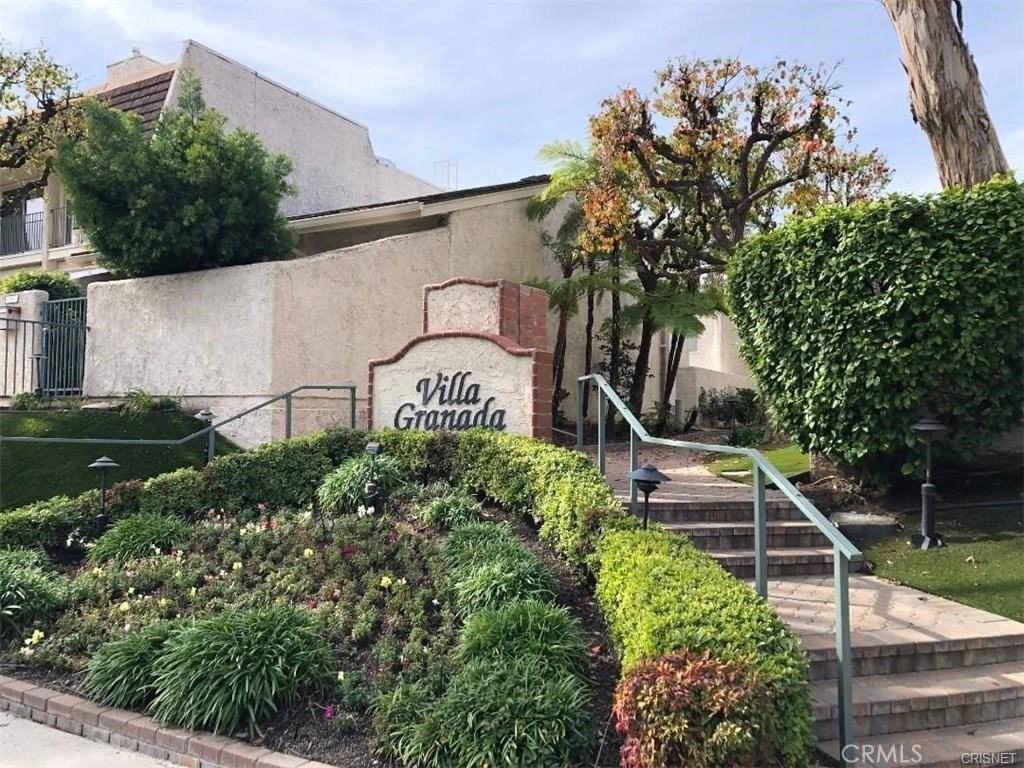 22219 Erwin St - Photo 2 of 25