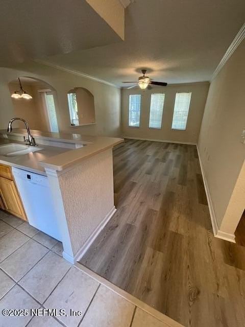 10075 Gate Pkwy N Apt 604 #604 - Photo 2 of 35