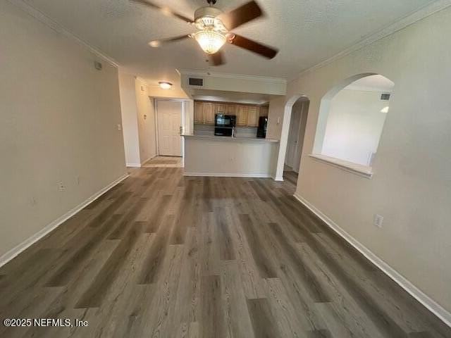 10075 Gate Pkwy N Apt 604 #604 - Photo 4 of 35