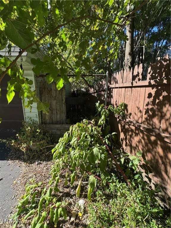 3660 E 76th St Unit Down #DOWN - Photo 5 of 19