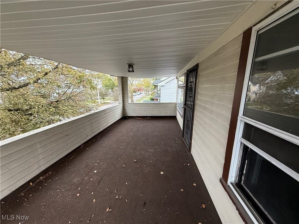 4124 E 139th St Unit 2 #2 - Photo 4 of 10