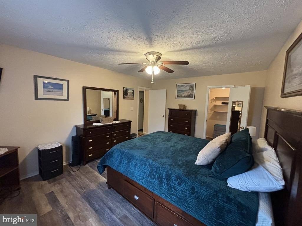 4220 Crystal Ct #3D - Photo 5 of 16