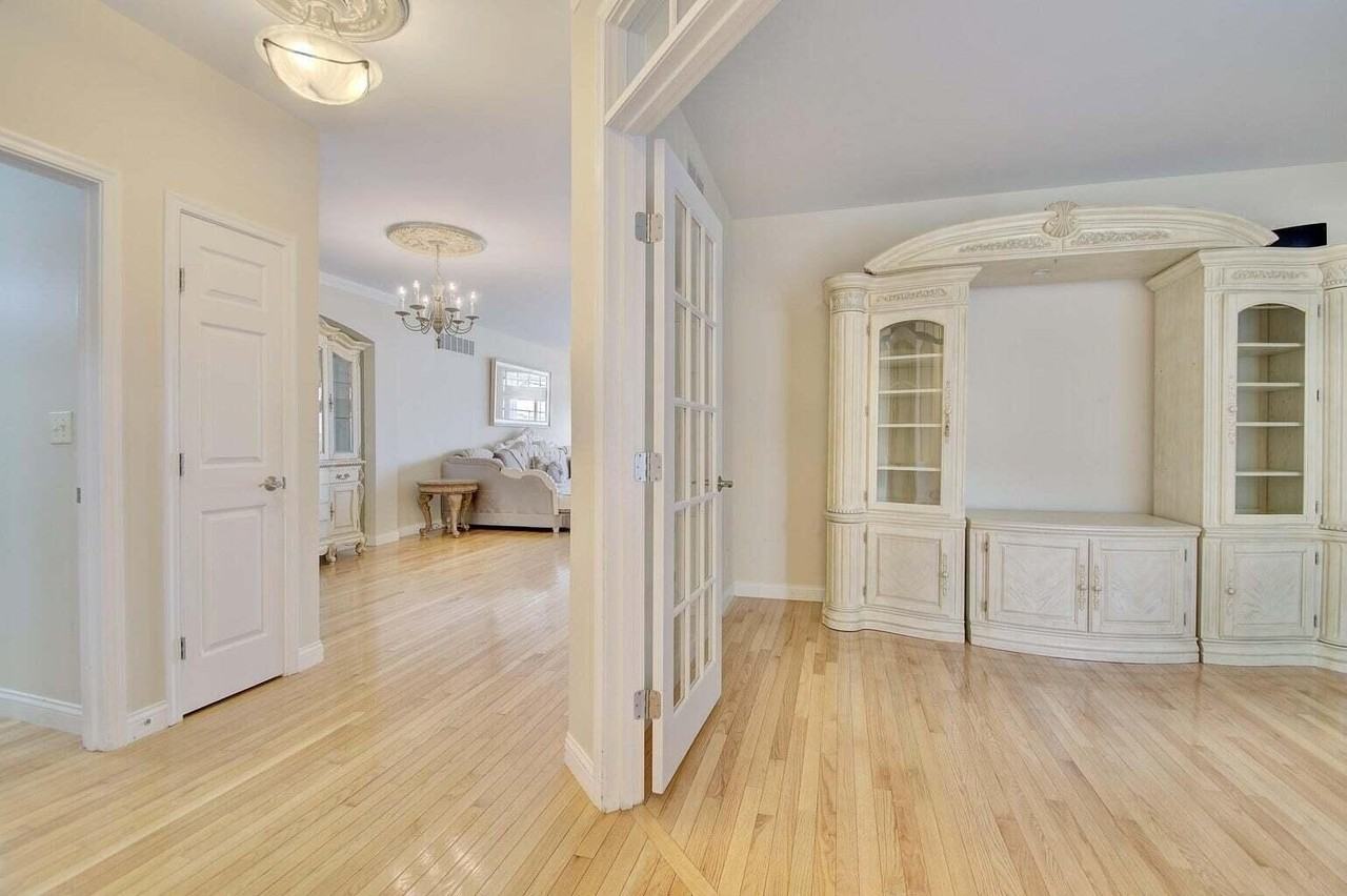 459 Pinnacle Way - Photo 5 of 29