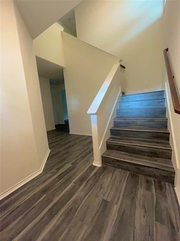 103 E 15th St - Photo 2 of 17