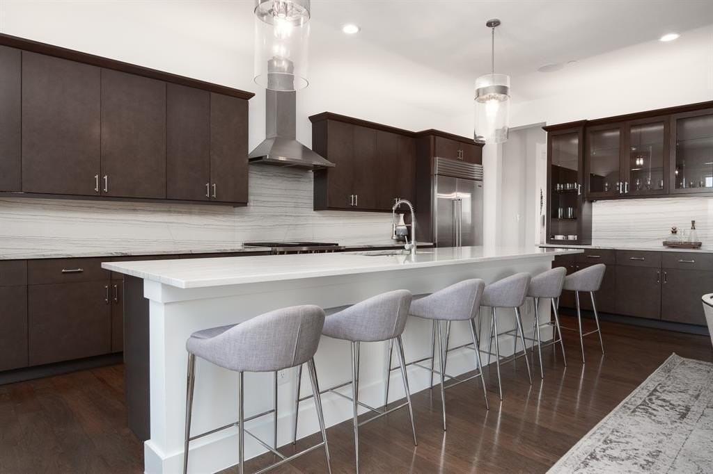 2934 N Hall St #401 - Photo 6 of 34