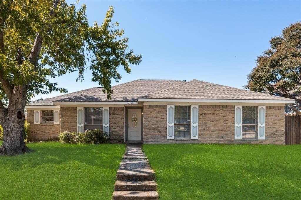 6305 Acapulco Dr - Photo 2 of 22