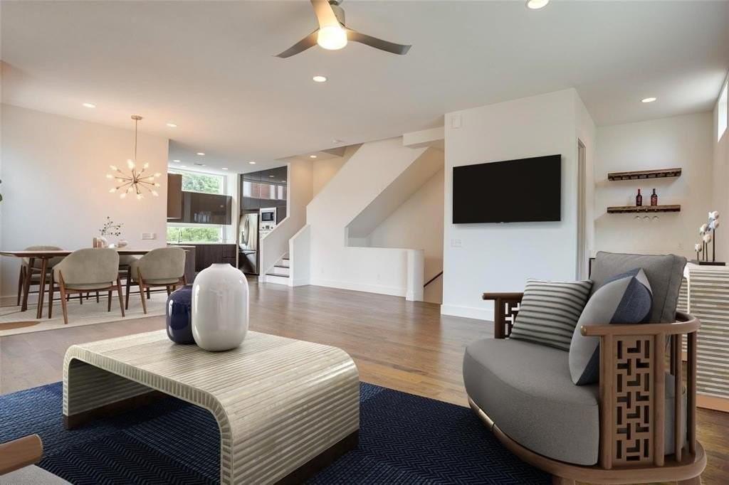 1205 Hyde Ct - Photo 2 of 40