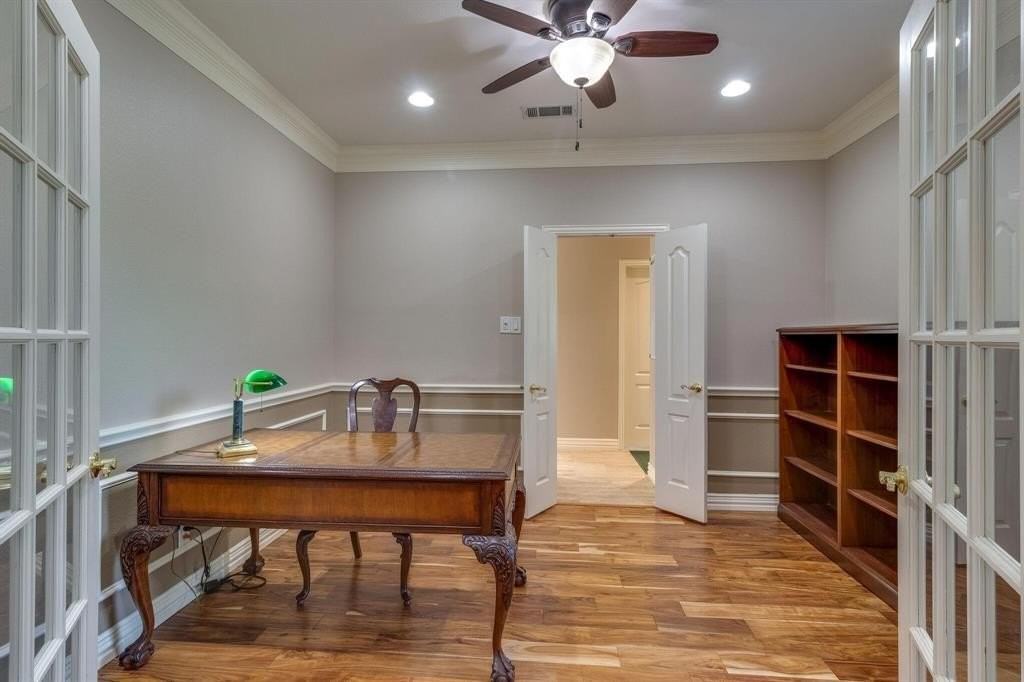 18 Greenleaf Dr - Photo 2 of 25