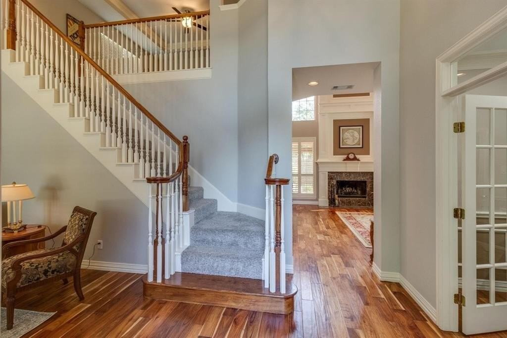 18 Greenleaf Dr - Photo 7 of 25