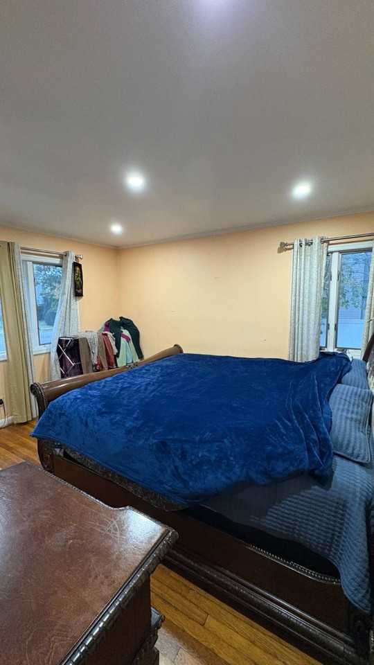 8 Howard St - Photo 7 of 9