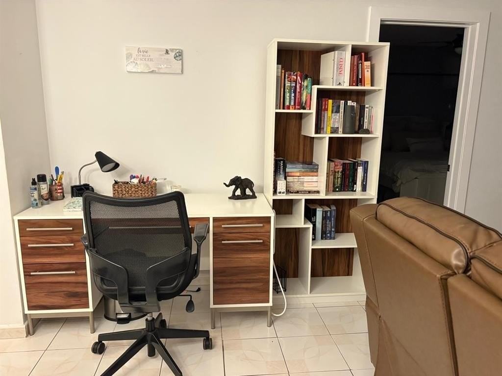 450 Paradise Isle Blvd #201 - Photo 3 of 15