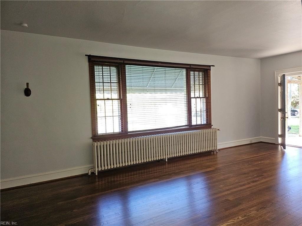 229 Atlantic Ave - Photo 3 of 23