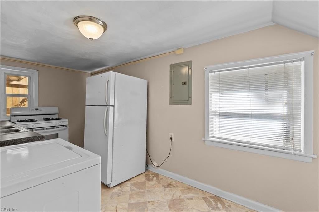 1628 Bradford Terrace - Photo 6 of 14