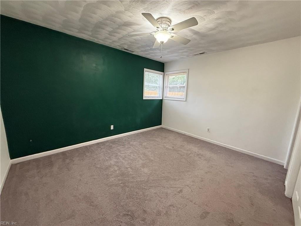 721 Farnham Ln - Photo 6 of 9