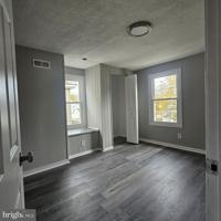 featured image of 5 E Mcneal St
