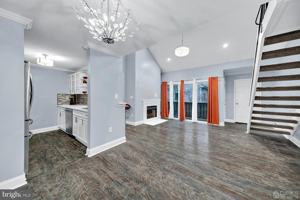 featured image of 914 Aspen Dr