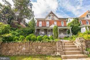 117 Rochelle Ave - Photo 1 of 1