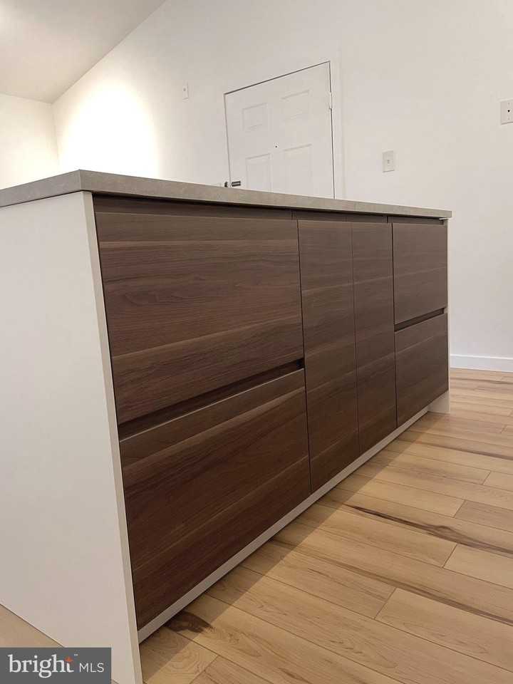 3310 Wyndham Cir Apt 314 #314 - Photo 4 of 31